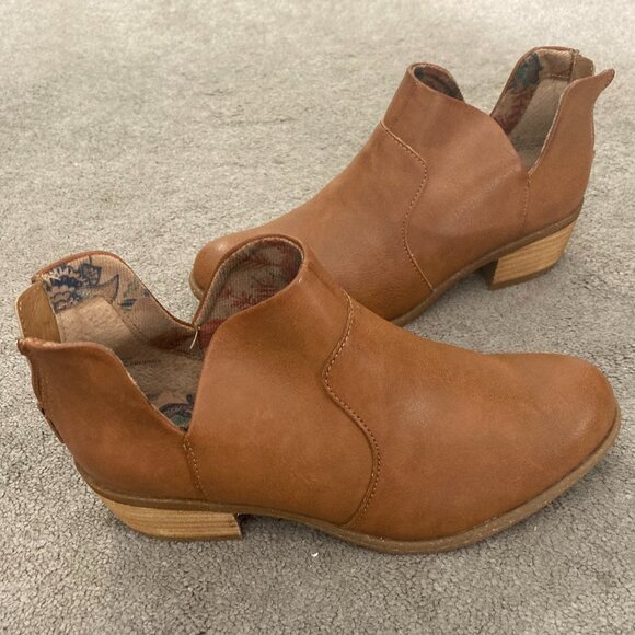 New BOC By BORN Tan Lucy Bootie 7.5-8 - Picture 4 of 8